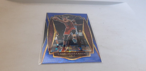 2020-21 Panini Select Lauri Markkanen /25 Blue Disco Prizm 