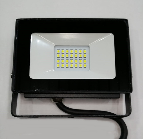 Imagen 2 de 3 de Reflector Proyector Led 20w Interelec Ip65 Luz Dia Exterior