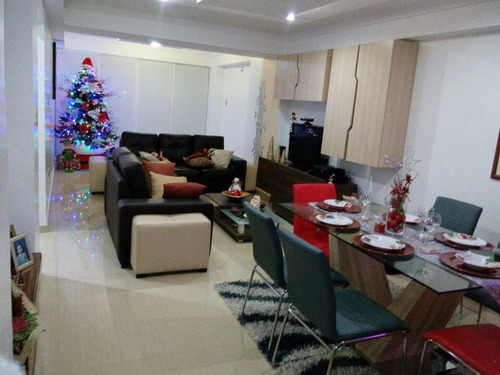 Imagen 5 de 14 de Loreans Godoy Vende Apartamento Res. Royal Palace. El Parral