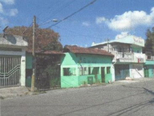 Imagem 1 de 2 de Casa Ocupada Com 06 Dormitórios E 196 M² | Vila Carmosina , São Paulo | Sp - Emgea144440169214