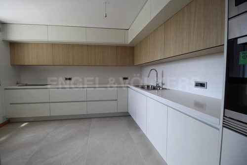 Imagen 8 de 15 de Fantástico Apartamento Frente Al Golf A Estrenar