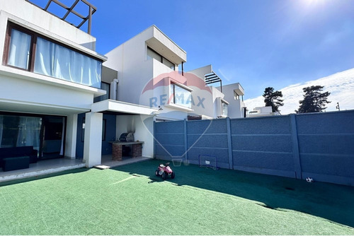 Moderna Y Luminosa Casa En Concón Desde Uf 10.390