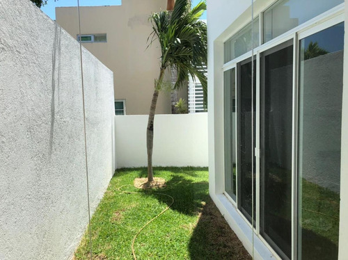 Imagen 23 de 25 de Casa Super Amplia En Lagos Del Sol Cancun