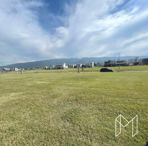 En Venta Lote Central En Country The Point