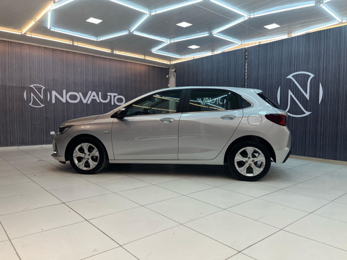 Chevrolet Onix HATCH PREM. 1.0 12V TB Flex 5p Aut.