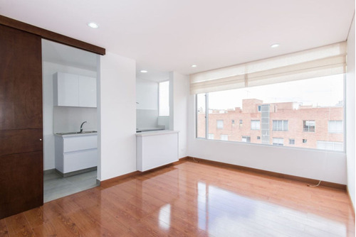 Apartamento En Arriendo En Bogotá Chicó Navarra. Cod 14869