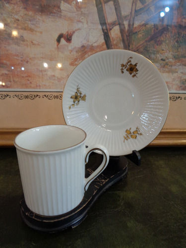 Antigua Taza De Cafe Porcelana Verbano Flor Dorada