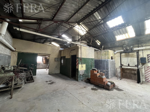 Venta De Galpón En Wilde (25272)