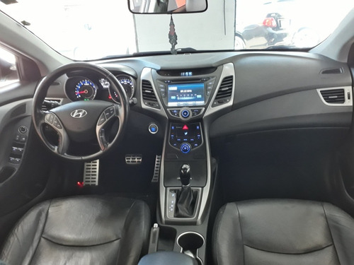 Imagem 6 de 9 de Hyundai Elantra 2014 2.0 16v Gls Flex Aut. 4p