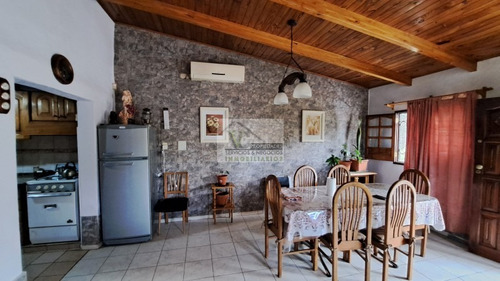 Inversor Vendo Complejo De 3 Cabanas Con 2 Has De Ciruela D'agen Con Tela Antigaranizo, Galpon, Gas, Agua, Luz, Derecho De Riego. Rama Caida, San Rafael, Mendoza.
