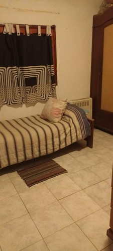 Vendo Casa En Villa Allende Parque, Tres Dormitorios.