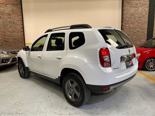 Imagen 4 de 11 de Renault Duster 2.0 4x4 Luxe 138cv 2011