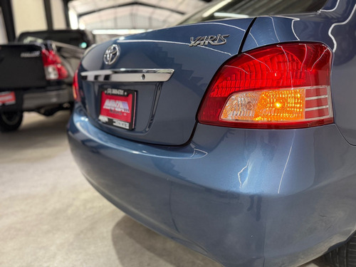Toyota Yaris 1.5 Premium Sedan At
