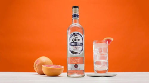 Tequila Jose Cuervo Tradicional Plata + 2 Bebidas Playamar