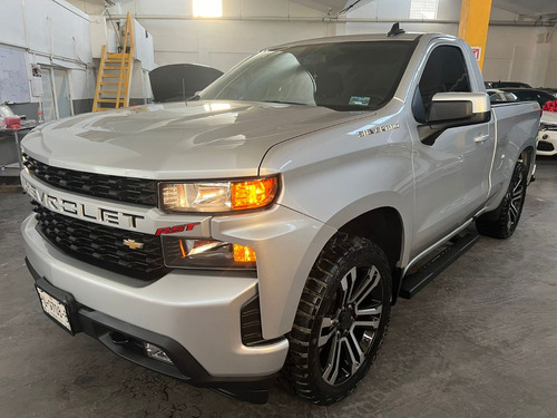 Chevrolet Silverado CAB REG AT 4X2 V6