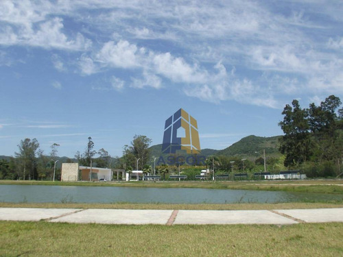 Terreno Em Condomínio Para Quem Quer Morar No Interior Sem Deixar A Capital, Com Toda Intra-estrutura!!! - Te0113