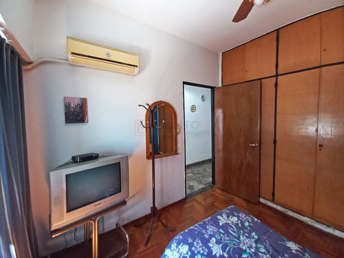 Venta Casa 5 Ambientes Con Galpón / Terraza / Balcón / Patio En Lote Propio En Mataderos