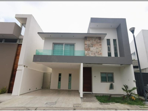Imagen 1 de 12 de Casa Sola En Renta Lomas Diamante