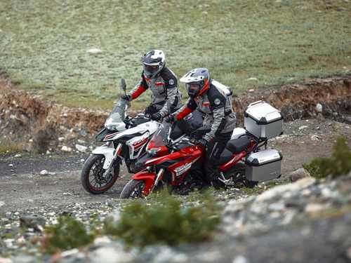 Imagen 3 de 21 de Benelli Trk 251 Abs