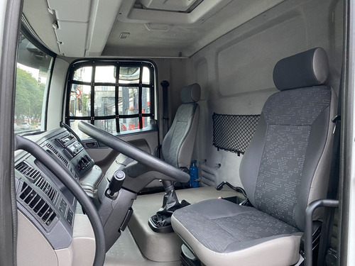 Imagem 8 de 15 de Vw 24-280 Consteletion 2020 Bau Platafor. /ñ 2428 2422 2423