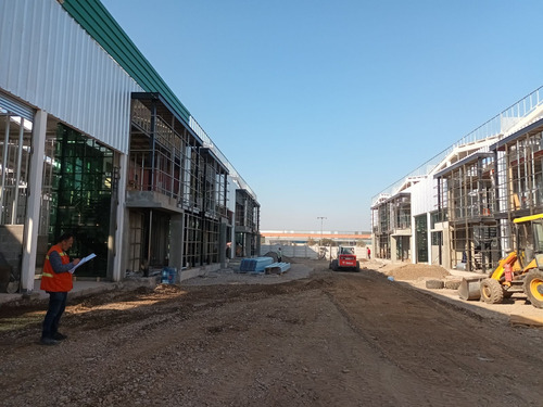 Imagen 2 de 30 de Venta Bodegas Industriales 493,77 M2 Con Oficinas, Panameri