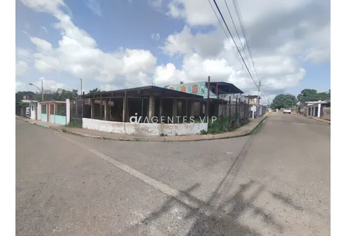 Zona Oeste, Sector La Cruz