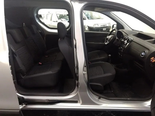 Imagen 4 de 16 de Renault Kangoo Express Confort 5 Asientos (rr)
