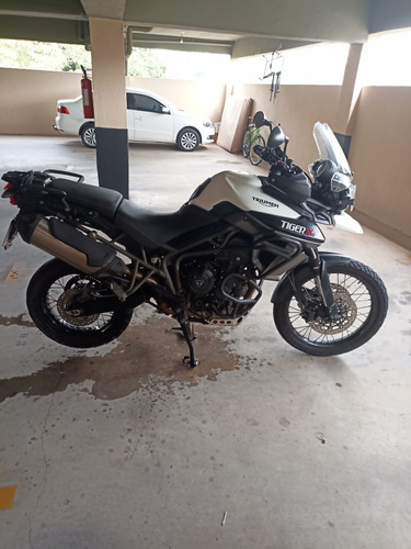 Triumph Tiger 800 Xcx