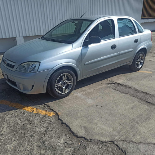 Chevrolet Corsa Estándar Y Dirección