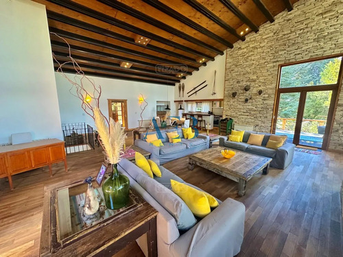 Venta De Casa En Arelauquen - Bariloche -
