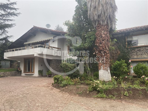 Imagen 3 de 3 de Casa En Venta En Las Condes