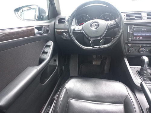 Imagen 11 de 19 de Volkswagen Vento 1.4 Highline 150cv At