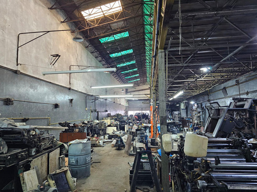 Nave Industrial De 2000m2 En Venta - José Ingenieros