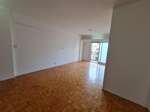 Imagen 2 de 30 de Departamento Semipiso 4 Ambientes Cochera Apto Profesional