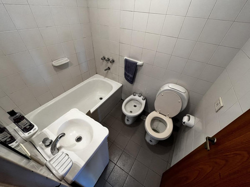 Departamento Monoambiente Excelente Estado - Sarandi