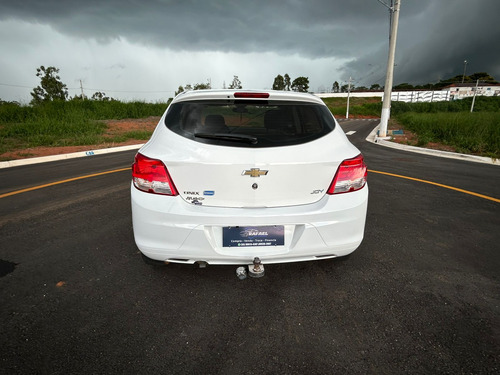 Chevrolet Onix 1.0 Joy 5p