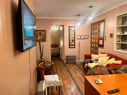 Hermosa Casa De Un Piso Con Ubicación Comercial En Esquina