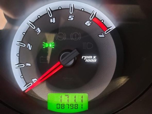 Imagem 9 de 10 de Fiesta 1.6 8v Flex/class 1.6 8v Flex 5p