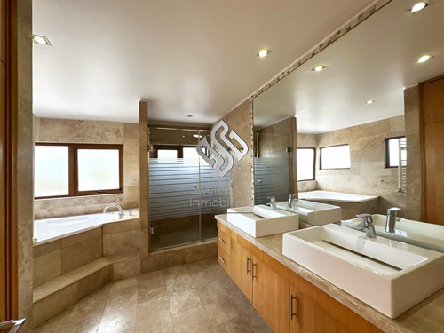 Venta Casa Blanca Estela 760 M2 7 Habitaciones Bosques