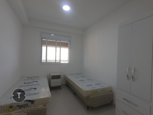 Imagem 17 de 30 de Lindo Apartamento Auto Padrão, Com Vista Para O Mar, Com Dois Dormitórios Sendo Uma Suíte, No Centro Da Cidade. - Ap00073 - 68682009