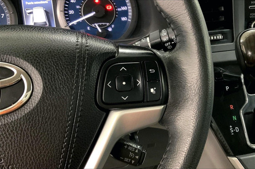Imagen 23 de 25 de Toyota Sienna 5 Pts Xle, Ta, Ba, Bl, Consola En Toldo, Ra-
