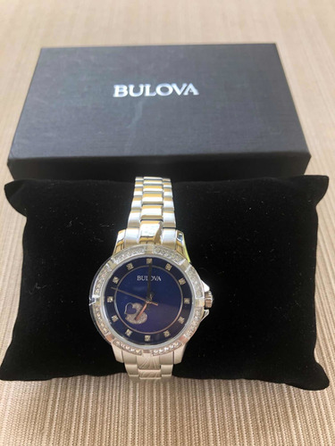 Reloj Bulova Con Cristales De Swarovski
