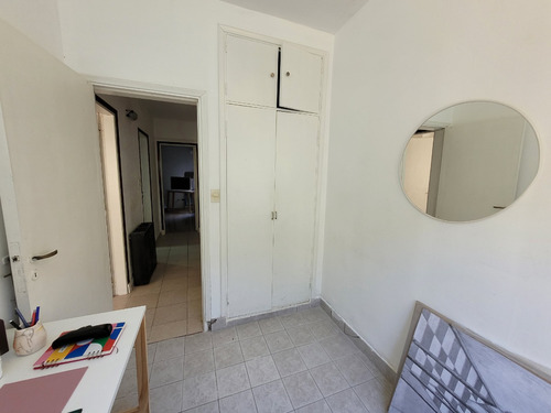 Venta Ph 4 Ambientes Con 2 Patios. Sin Expensas. Zona Pompeya