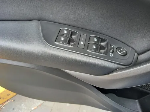 Fiat Cronos Precision Mt 1.8 Sedan 2019