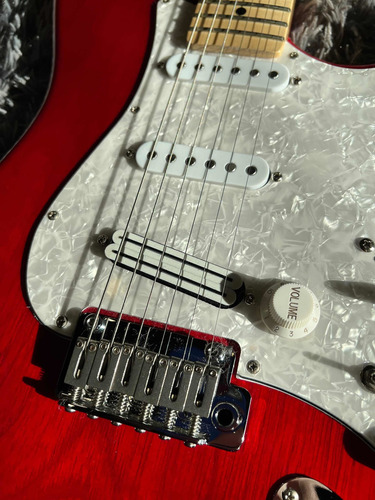 Imagem 2 de 10 de Guitarra Em Estado Da Arte! Tagima Série Brazil T-805
