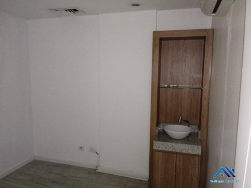 Imagem 4 de 12 de Loja - Lj00008 - 69281750