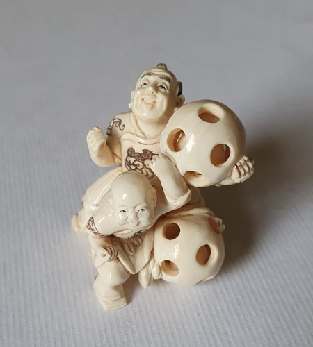 Figura Japonesa Miniatura En Marfil (Usado)