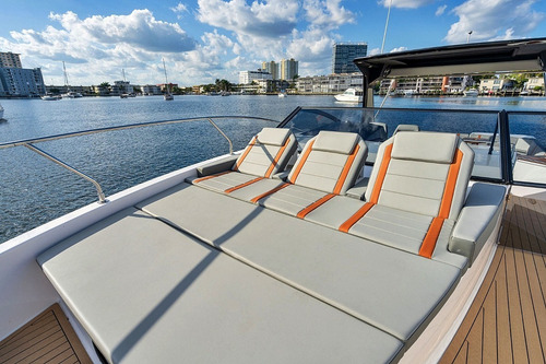 Lancha Triton Flyer 38 T-top || Zero ||