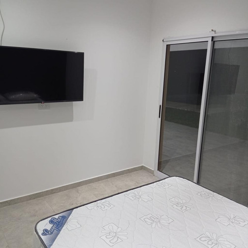 Imagen 12 de 18 de Casa Quinta En Alquiler Temporal A Estrenar En La Plata - Lisandro Olmos