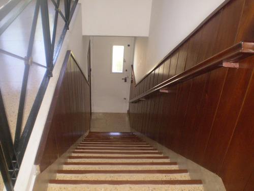 Dueño Alquila Departamento En Planta Alta